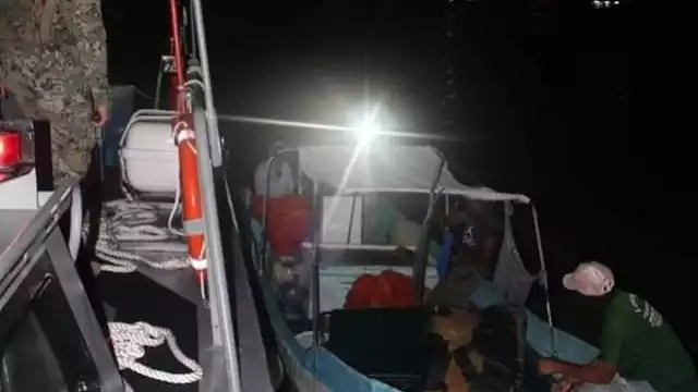 Los pescadores llevaban dos días a la deriva, aunque no padecían por la falta de víveres