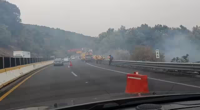 El tráfico de la autopista alcanzó los 12 kilómetros de vehículos