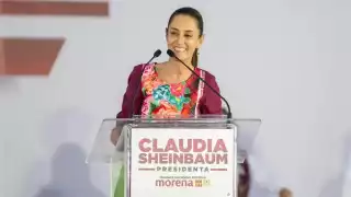 La presidenta Claudia Sheinbaum llega a Yucatán en su gira por el Sureste Mexicano