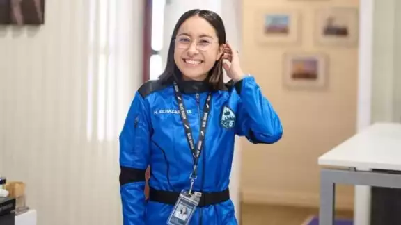 Katya Echazarreta se convirtió en la primer mujer mexicana en llegar al espacio Katya Echazarreta se convirtió en la primer mujer mexicana en llegar al espacio