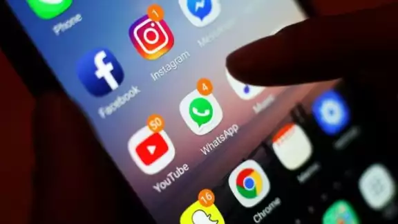 Lo que se censura o no en redes sociale debe ser tarea de los tribunales, dice UE Lo que se censura o no en redes sociale debe ser tarea de los tribunales, dice UE