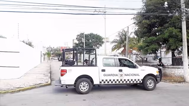 En Ciudad del Carmen se logró la detención de un hombre en posesión de un arma de fuego y cocaína