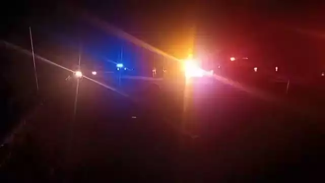 Incendian vehículo en Escárcega, se presume que dos personas estaban al interior