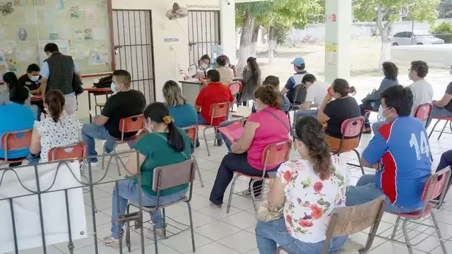 La aplicación de las vacunas no es una condicionante, sino que forma parte de un plan estratégico preparativo para el regreso