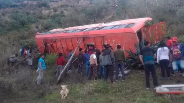 El accidente se registró cuando recorría la ruta Tayabamba de la región norteña de La Libertad con destino a Lima