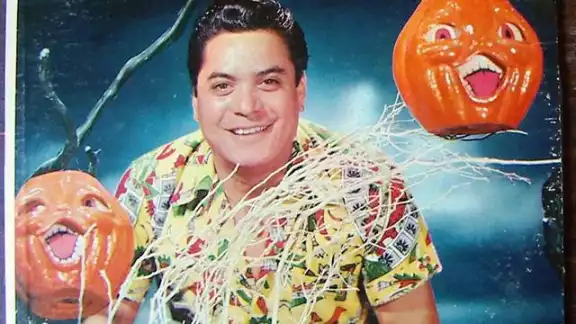 El autor original de la canción "El Año Viejo" es un compositor colombiano