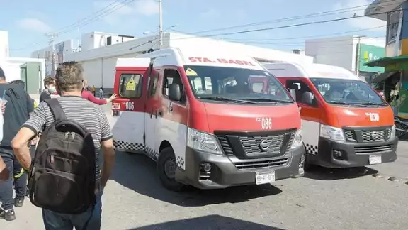 Sólo 19 agremiados de SUTV controlan 106 concesiones de las colectivas, lo que es violatorio de los estatutos del gremio Sólo 19 agremiados de SUTV controlan 106 concesiones de las colectivas, lo que es violatorio de los estatutos del gremio