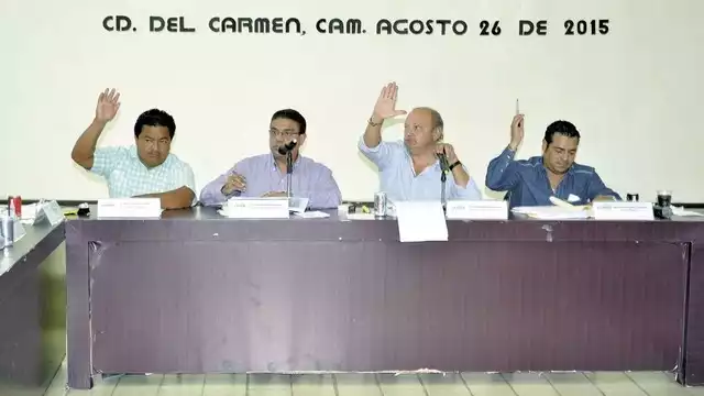 Enrique González López fungió como presidente municipal de Carmen en el trienio 2011-2015