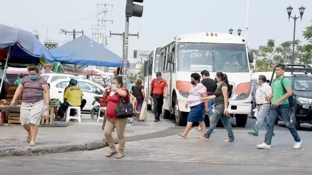 La Tormenta Tropical "Lisa” próxima al sureste de la Península de Yucatán