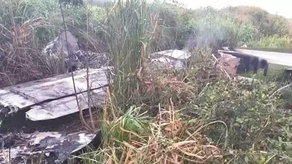 Elemento de la Fuerza Área creen que el cargamento puede estar oculto en un sitio cercano Elemento de la Fuerza Área creen que el cargamento puede estar oculto en un sitio cercano