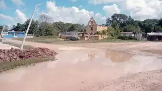 Vecinos denuncian obras incompletas del ayuntamiento en Champotón