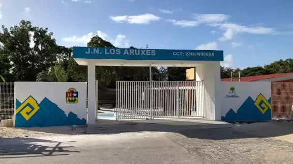 El intendente abusaba sexualmente de la menor en el baño El intendente abusaba sexualmente de la menor en el baño