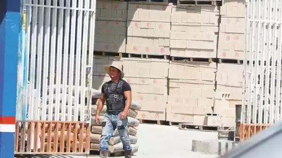 La CMIC expuso que las licitaciones para obras públicas serán suspendidas por cuestiones legales y eso incidirá negativamente en los ingresos del sector La CMIC expuso que las licitaciones para obras públicas serán suspendidas por cuestiones legales y eso incidirá negativamente en los ingresos del sector