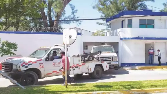 Grupo R. es un importante conglomerado de compañías dedicadas al petróleo, gas y energía Grupo R. es un importante conglomerado de compañías dedicadas al petróleo, gas y energía