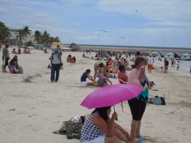 "Con lluvias, los visitantes no sale de su casa y eso nos perjudica” - Ricardo Estrella, artesano