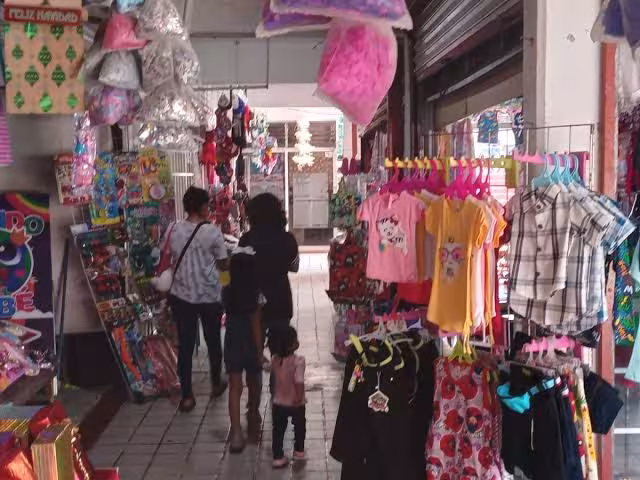 Capacitan a trabajadores de mercados locales de Chetumal