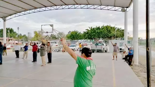 De forma unánime, los asistentes a la Asamblea levantaron la mano para pedir seguimiento al juicio en contra del megaproyecto