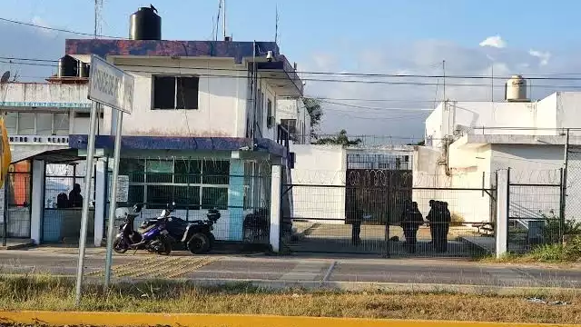 En 2021 se destapó un caso de extorsión cometido por uno de los celadores de la prisión de Chetumal, pero no se supo si el caso tuvo avances