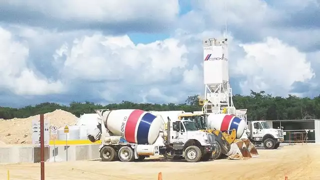 Ejidatarios solicitaron información al responsable de la transnacional, para esclarecer la explotación de material pétreo.