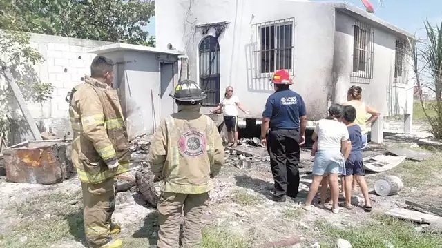 No se registraron personas lesionadas, pero casi la totalidad de sus pertenencias quedaron reducidas a cenizas