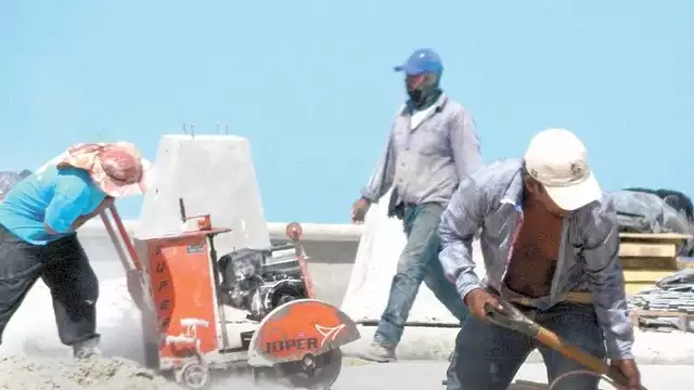 La construcción de la ruta costera se encargó a la empresa Blackwork por 24 millones 200 mil pesos