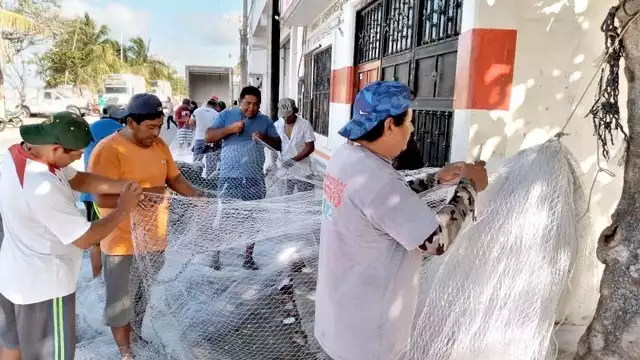 Pescadores piden apoyo a las autoridades por falta de trabajo en Campeche