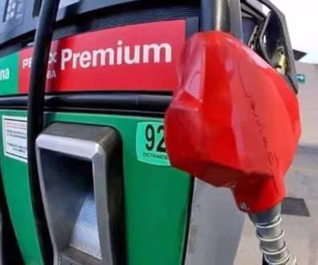 El funcionario de la Profeco denuncia a la empresa Combustible BP ubicada en Ciudad del Carmen por vender la gasolina Prémium a 22.45 centavos por litro