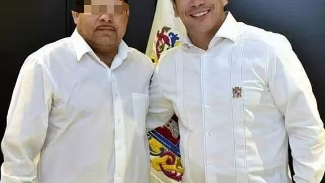 El líder sindical fue detenido cuando viajaba en una camioneta con varias personas y armas de fuego