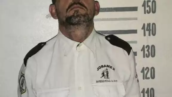 José "N" de 46 años de edad fue interceptado en la colonia Colosio, luego de que los policías le cerraran el paso José "N" de 46 años de edad fue interceptado en la colonia Colosio, luego de que los policías le cerraran el paso