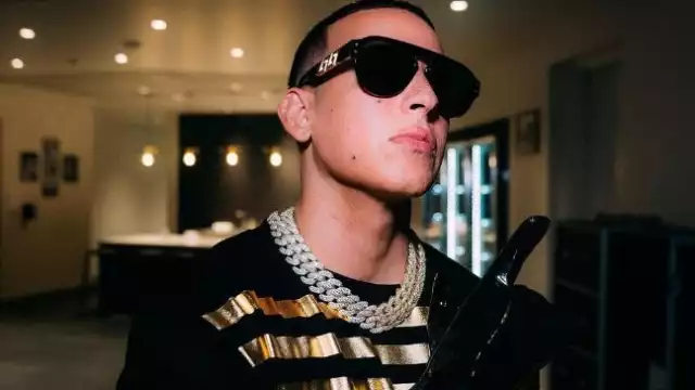 Daddy Yankee se suma al reguetonero Mike Towers en el sencillo "Ulala"