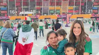 Los mexicanos van llegando de a poco a la sede mundialista y ya han dado de que hablar