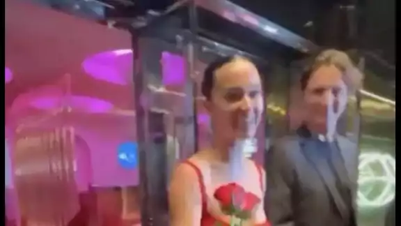 La pareja fue a París a celebrar el cumpleaños de Katy La pareja fue a París a celebrar el cumpleaños de Katy