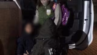 Rescatan a niña migrante de dos hombres ebrios en Ciudad Juárez, Chihuahua