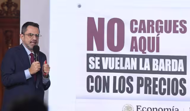 El titular de la Profeco anunció que se colocarán estas mantas.