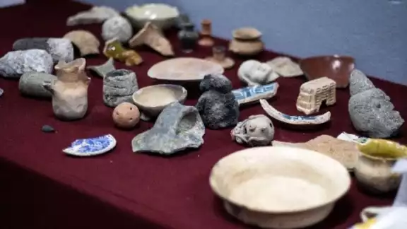 La piezas fueron recuperadas por la SRE y la Secretaría de Cultura. Foto: SRE