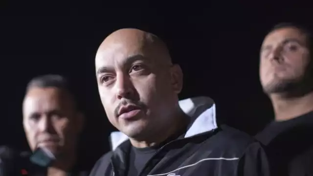 Lupillo Rivera se molestó porque Lavalle habló sobre su esposa. Foto: Especial