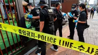 Un ataque violento que incluyó embestida y apuñalamientos ha dejado al menos 13 heridos en Seongnam, Corea del Sur