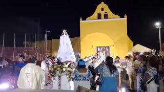 Con la bajada de la Virgen de la Concepción inicia la feria taurina 2026 en Pomuch