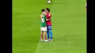 Kevin Álvarez rompe en llanto en su debut con México