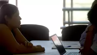 Los códigos Penal y Civil no abordan adecuadamente los delitos cibernéticos.