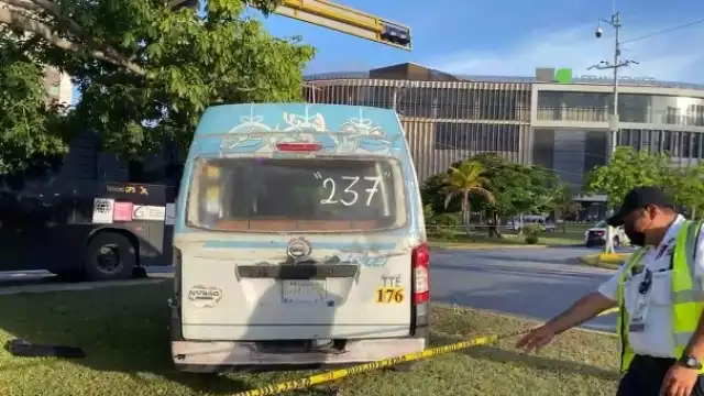 La combi donde viajaba el hoy occiso pertenece a la ruta 237