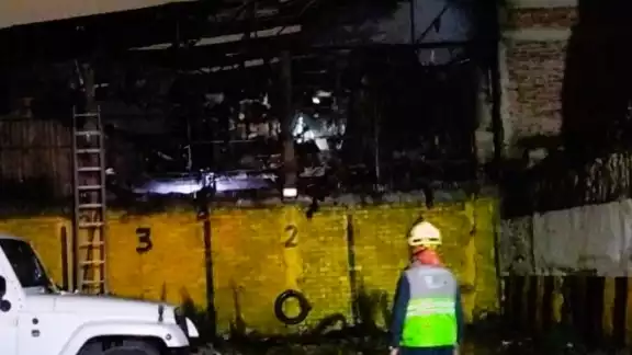 Debido al incendio más de 100 personas tuvieron que ser desalojadas de sus domicilios. Foto: @SGIRPC_CDMX Debido al incendio más de 100 personas tuvieron que ser desalojadas de sus domicilios. Foto: @SGIRPC_CDMX