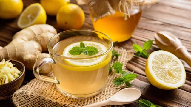 Esta gran combinación de ingredientes que son muy fáciles de conseguir puedes obtener grandes  beneficios para la salud y la belleza.