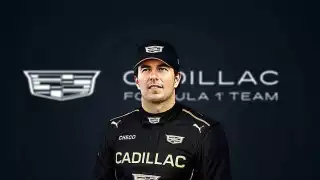 Checo Pérez estrena Cadillac F1 en su cumpleaños 36