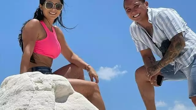 Edwin Luna le compuso una canción a Kimberly Flores en medio de polémica por infidelidad