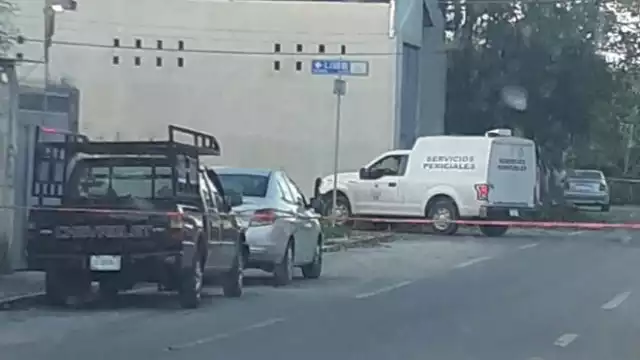 Los cuerpos fueron trasladados al Servicio Médico Forense (Semefo) para la necropsia de ley correspondiente. Foto: Por Esto!