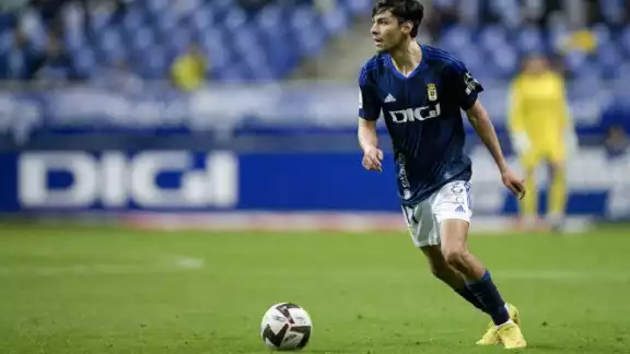 Alonso Aceves disputó más de 10 partidos con el Real Oviedo en España Alonso Aceves disputó más de 10 partidos con el Real Oviedo en España