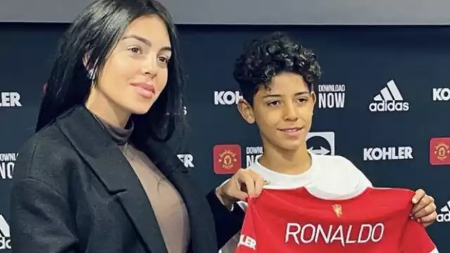 Los “Red Devils” fichan al hijo del seleccionado luso; jugará en las categorías inferiores del equipo