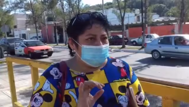 Apenas ayer a las 11 de la noche le avisaron a los maestros que tenían que acudir a los centros de vacunación