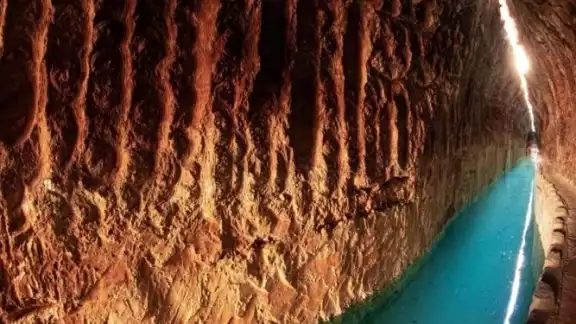 Grupo Xcaret perforó cenotes para construir ríos subterráneos que conecten a ocho cuerpos de agua Grupo Xcaret perforó cenotes para construir ríos subterráneos que conecten a ocho cuerpos de agua